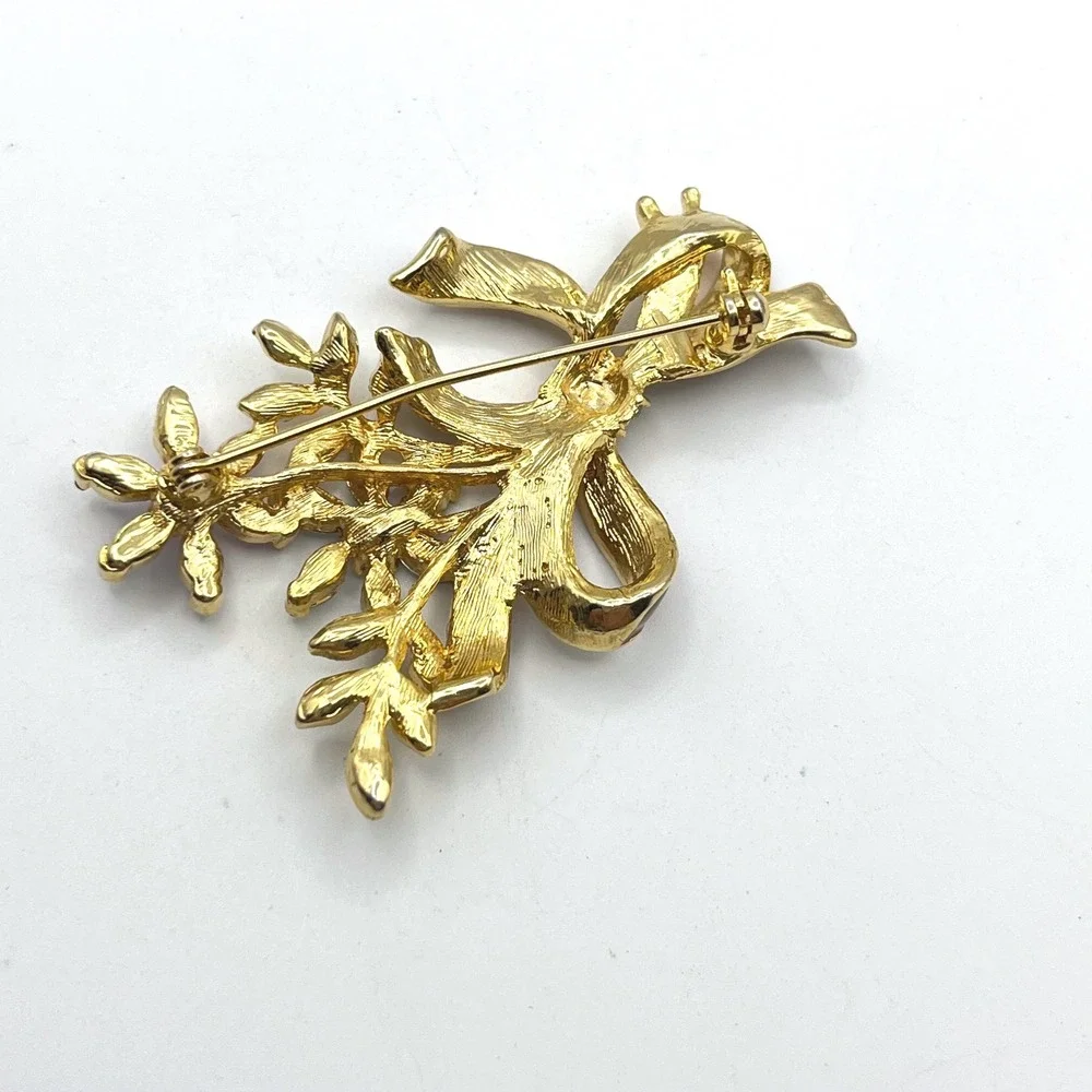 N/A gold tone
